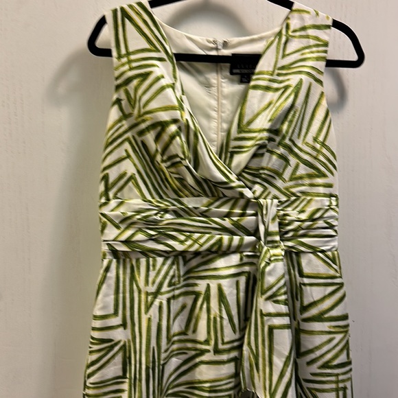 Cece's New York. Sleeveless Sundress. Size 10. White with green geometric design - Picture 3 of 6